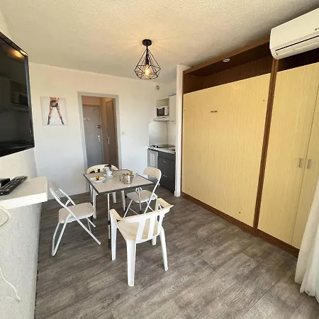 Studio Naturiste Cap D'agde Avec Terrasse Et Parking Prive, Proche Plage - Fr-1-249a-34 * Agde
